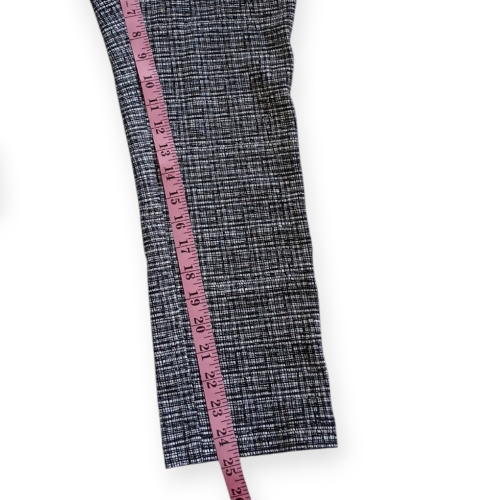 ANNE KLEIN WOMEN'S STRETCH DRESS CHECKERED PANTS. SIZE 10P. - Picture 6 of 15